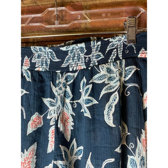 Carve Designs Blue Floral joggers - Picture 5 of 6